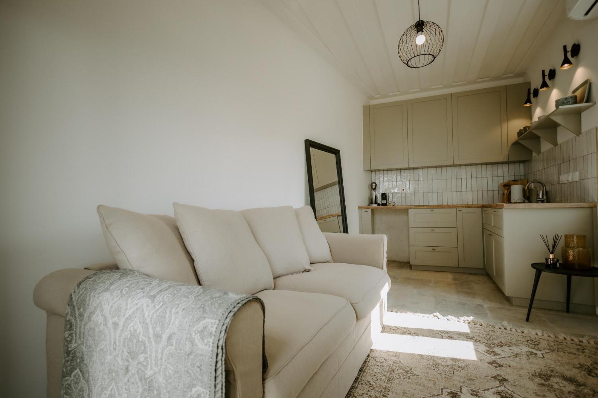 Smaragda'S Guest Rooms Limassol Zewnętrze zdjęcie
