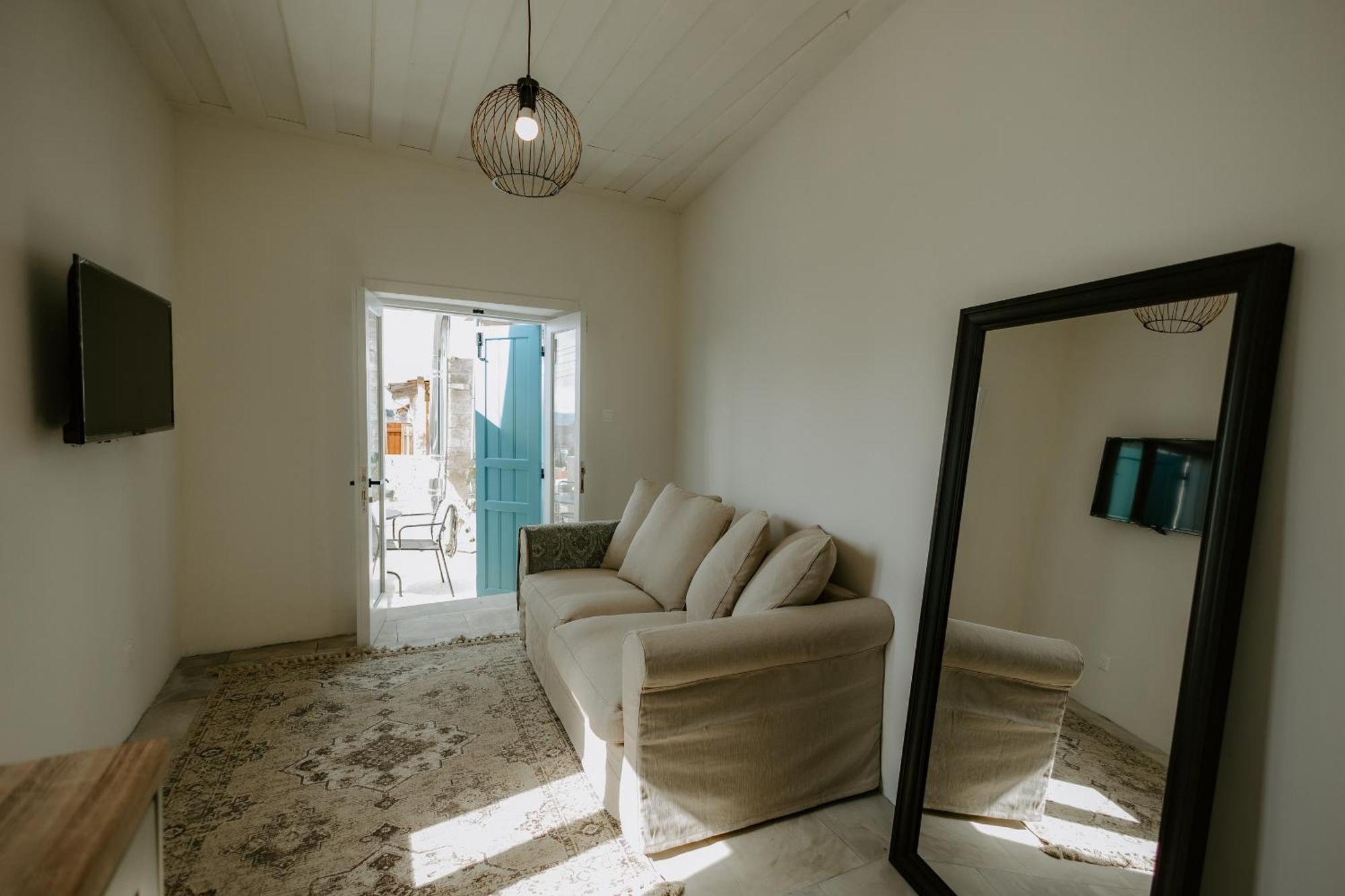 Smaragda'S Guest Rooms Limassol Zewnętrze zdjęcie