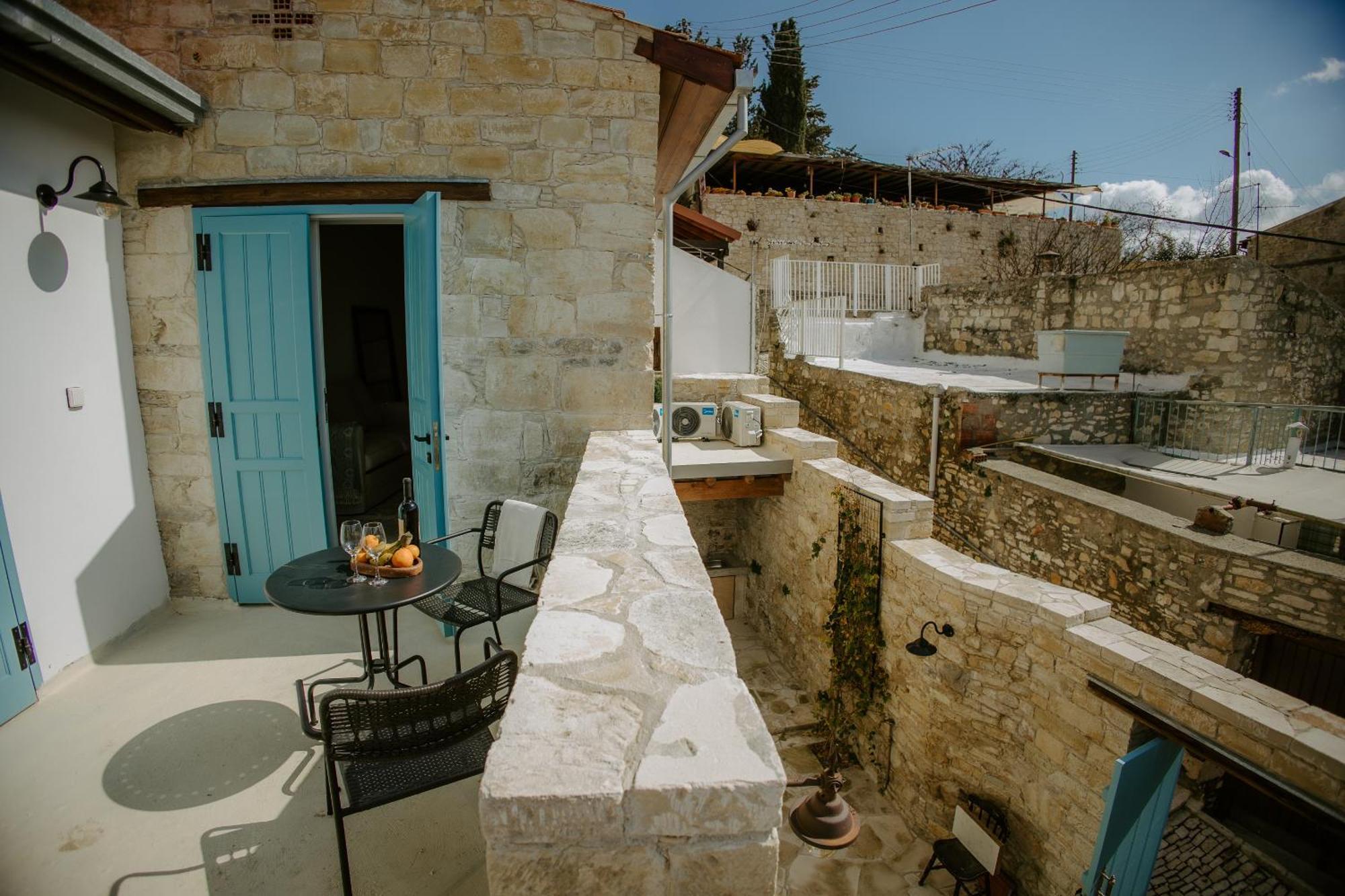 Smaragda'S Guest Rooms Limassol Zewnętrze zdjęcie