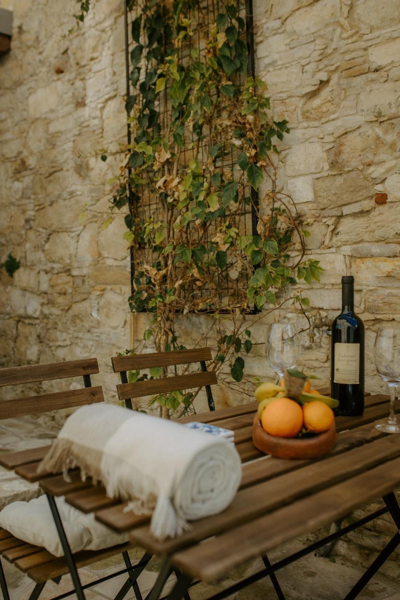Smaragda'S Guest Rooms Limassol Zewnętrze zdjęcie