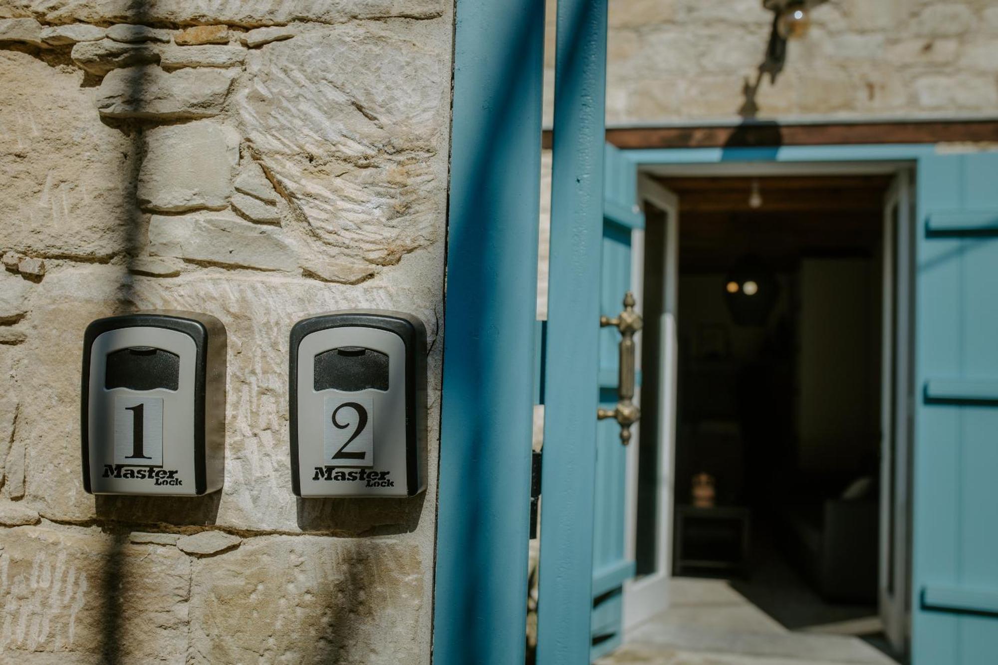 Smaragda'S Guest Rooms Limassol Zewnętrze zdjęcie