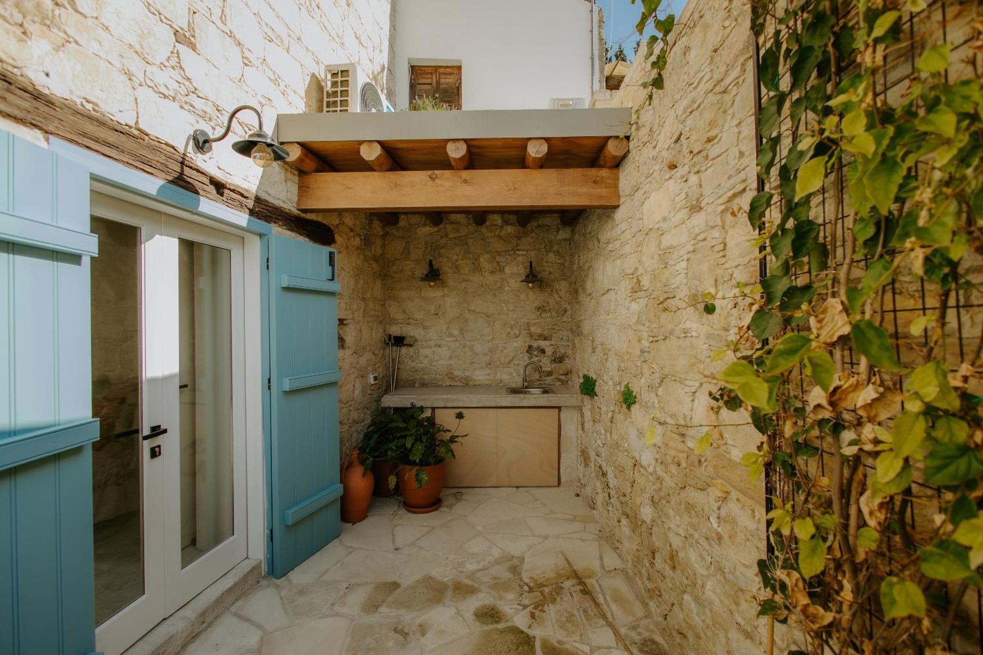 Smaragda'S Guest Rooms Limassol Zewnętrze zdjęcie